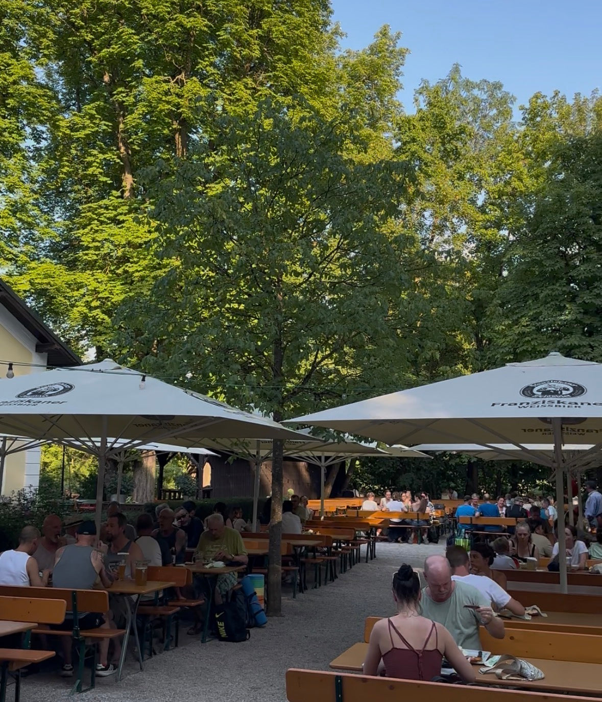 Flaucher Biergarten München – familienfreundlich direkt an der Isar