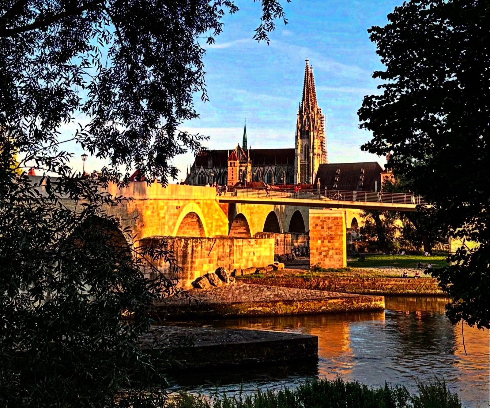 Regensburg entdecken: UNESCO-Welterbe, Dom & Donau