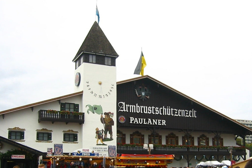 Armbrustschützen-Festhalle auf dem Oktoberfest in München