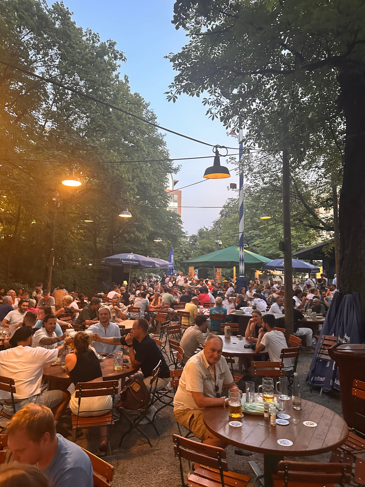 Kastanien im Biergarten des Augustiner-Kellers