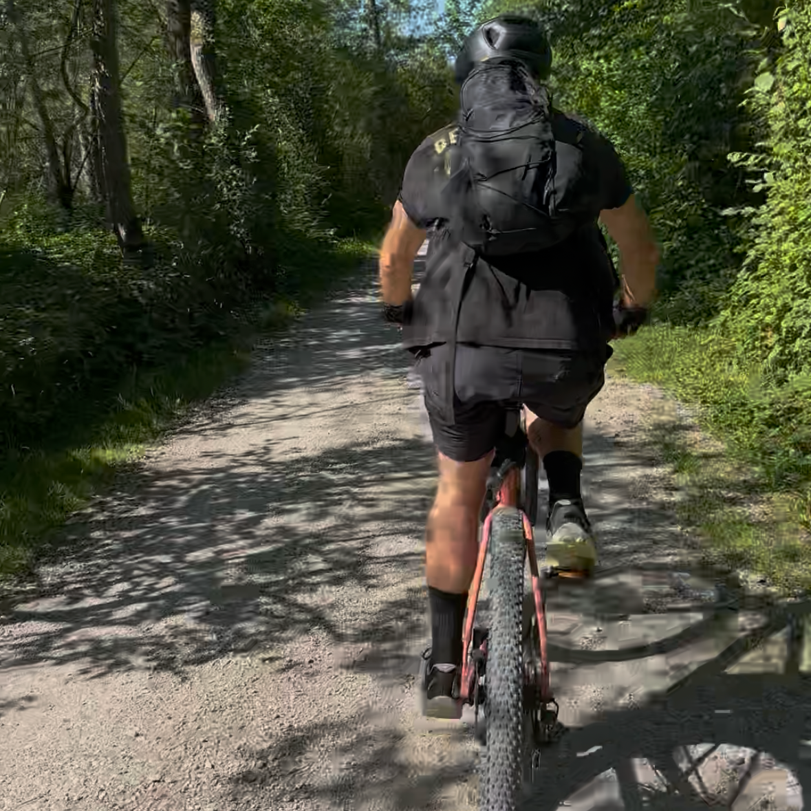 Radfahrer am Chiemseeufer