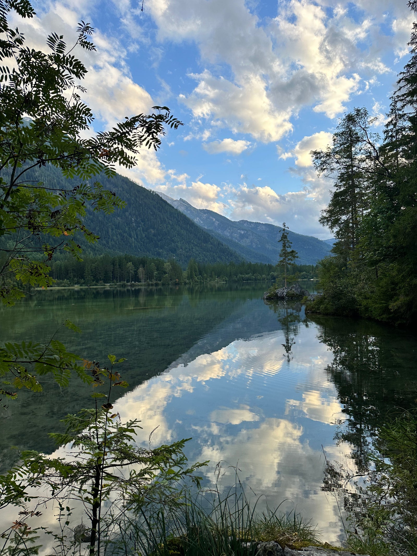 Hintersee bei Ramsau – idyllischer Bergsee im Berchtesgadener Land