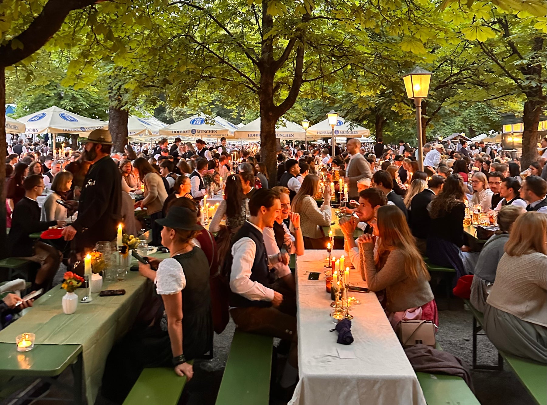 Kocherlball München am Chinesischen Turm