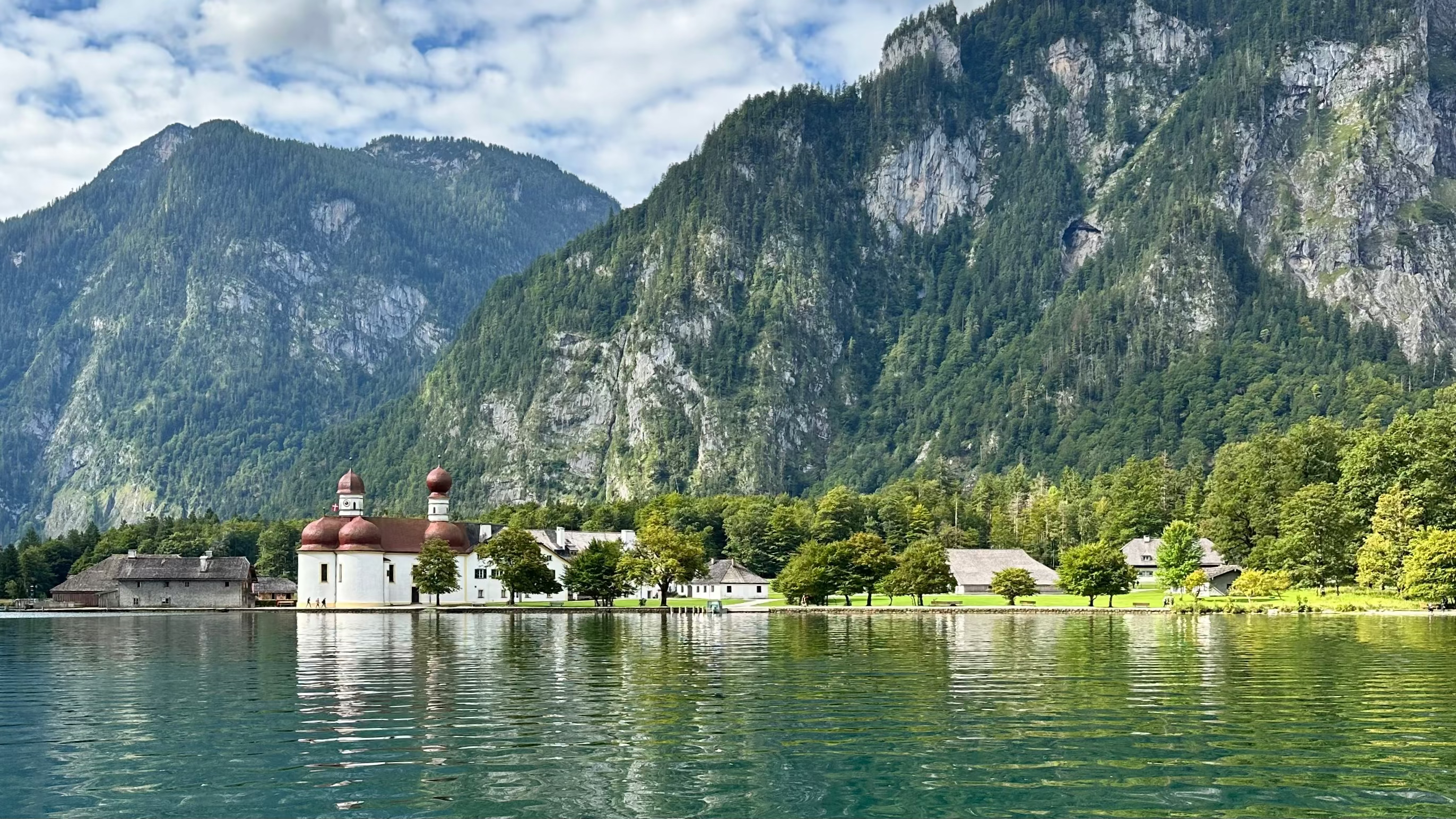 Königssee mit Blick auf St. Bartholomä
