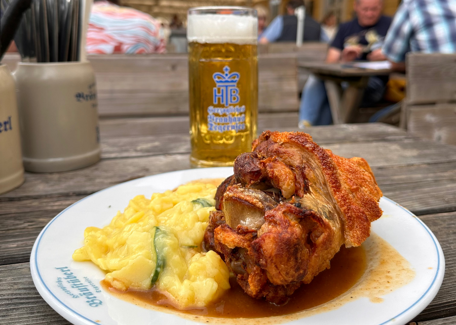 Tegernesser Braeustüberl