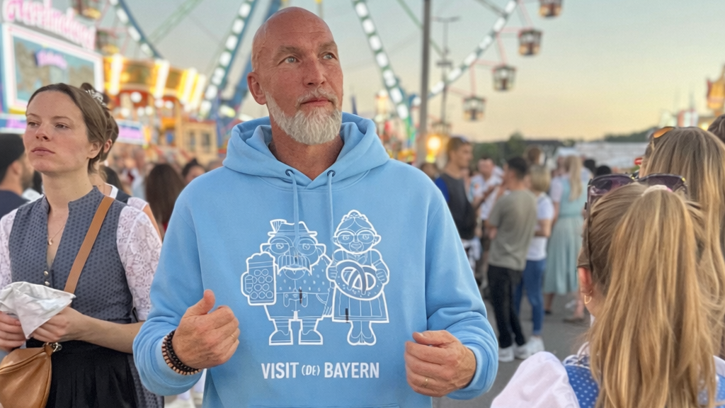 Oktoberfest Hoodie München - VisitBayern