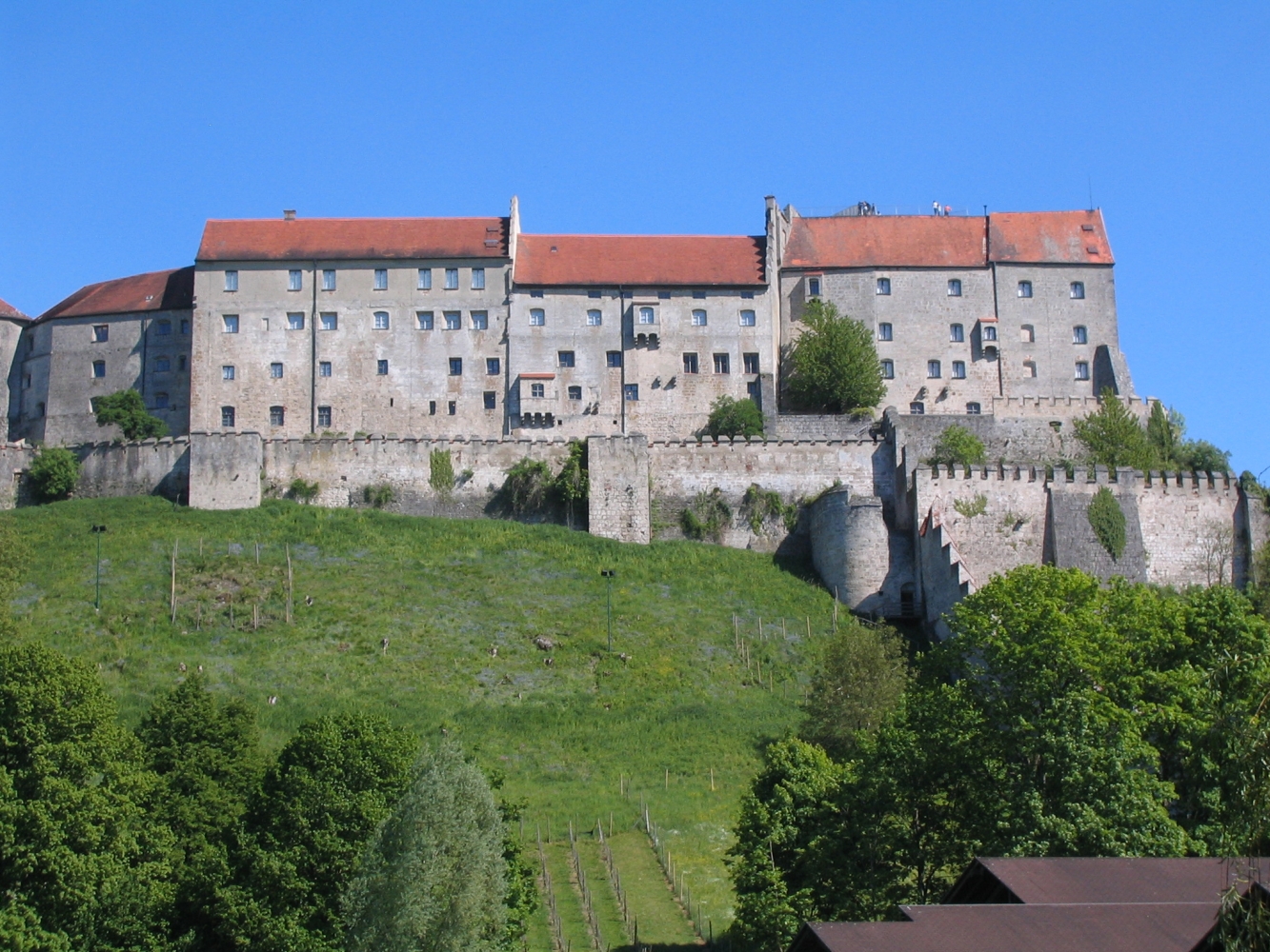 Traumhafter Blick auf Teile der Burganlage in Burghausen