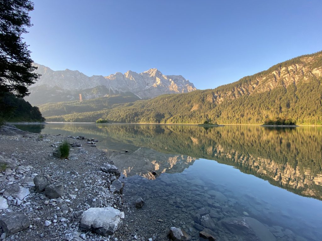 Eibsee_Grainau_Spiegelung_Zugspitze